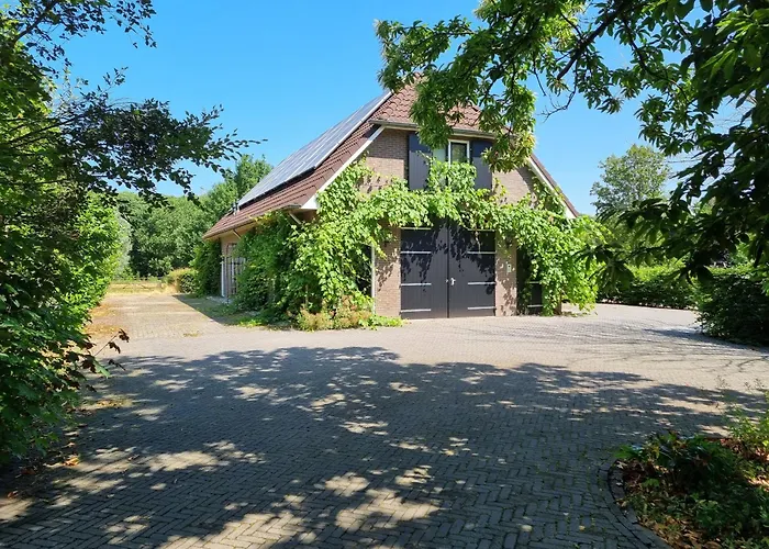 Prachtig En Zeer Ruim Vakantie-appartement 