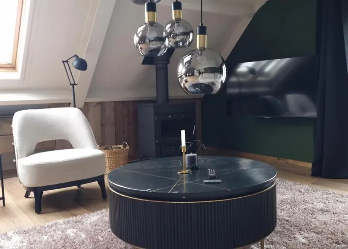 Апартаменты Prachtig En Zeer Ruim Vakantie-appartement 