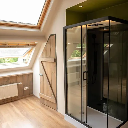 Prachtig En Zeer Ruim Vakantie-appartement 