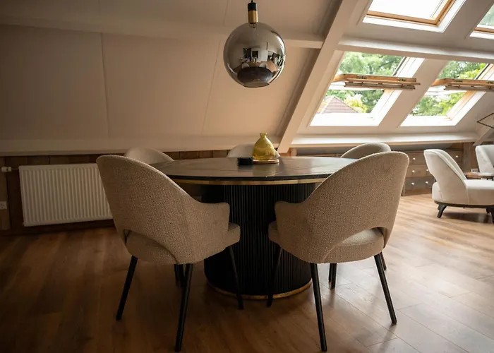 Prachtig En Zeer Ruim Vakantie-appartement 